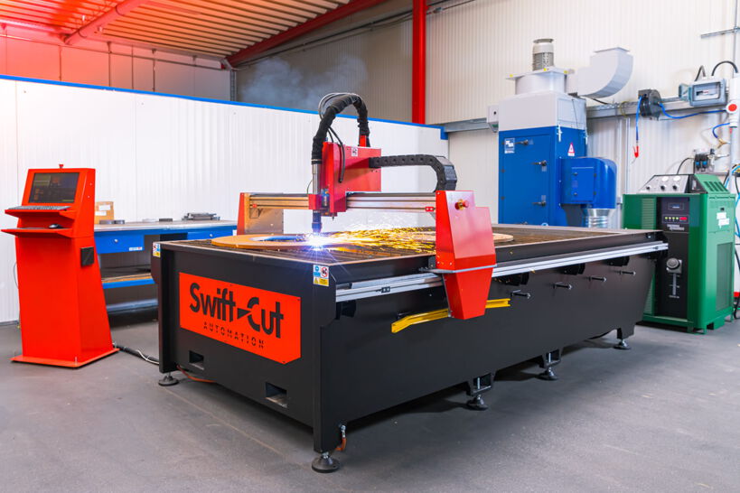 Plasma cutting machine